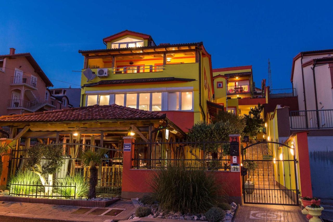 Apartments Ana Lorena Криквеница Екстериор снимка