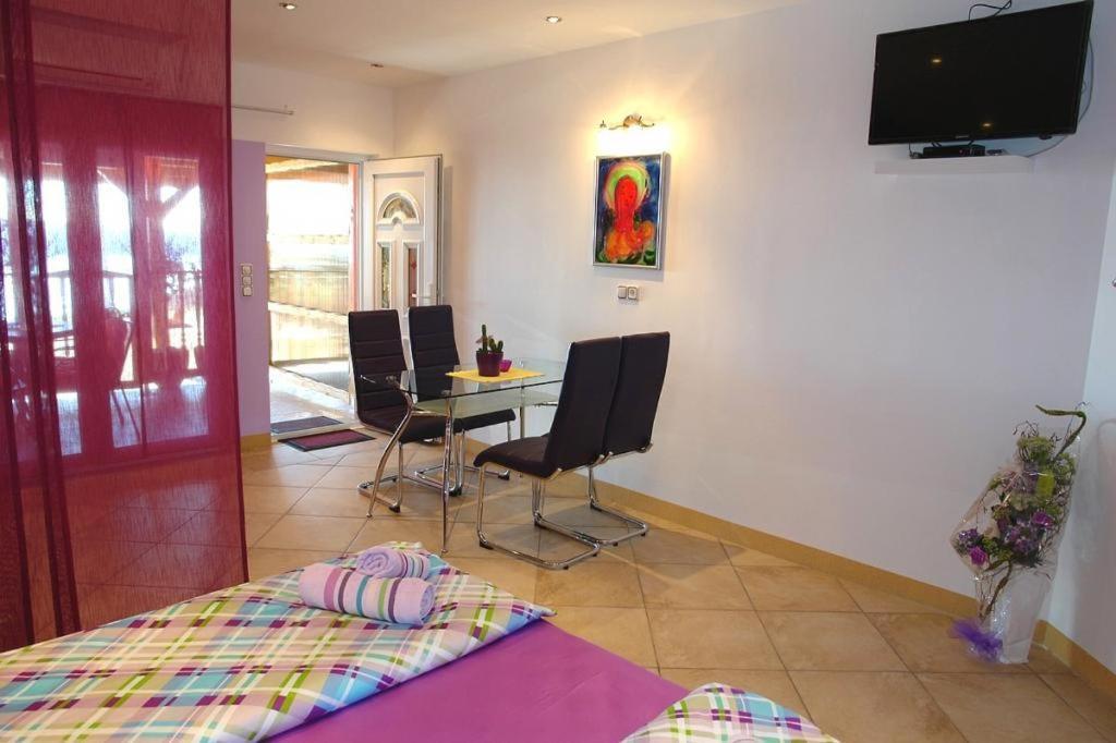 Apartments Ana Lorena Криквеница Екстериор снимка
