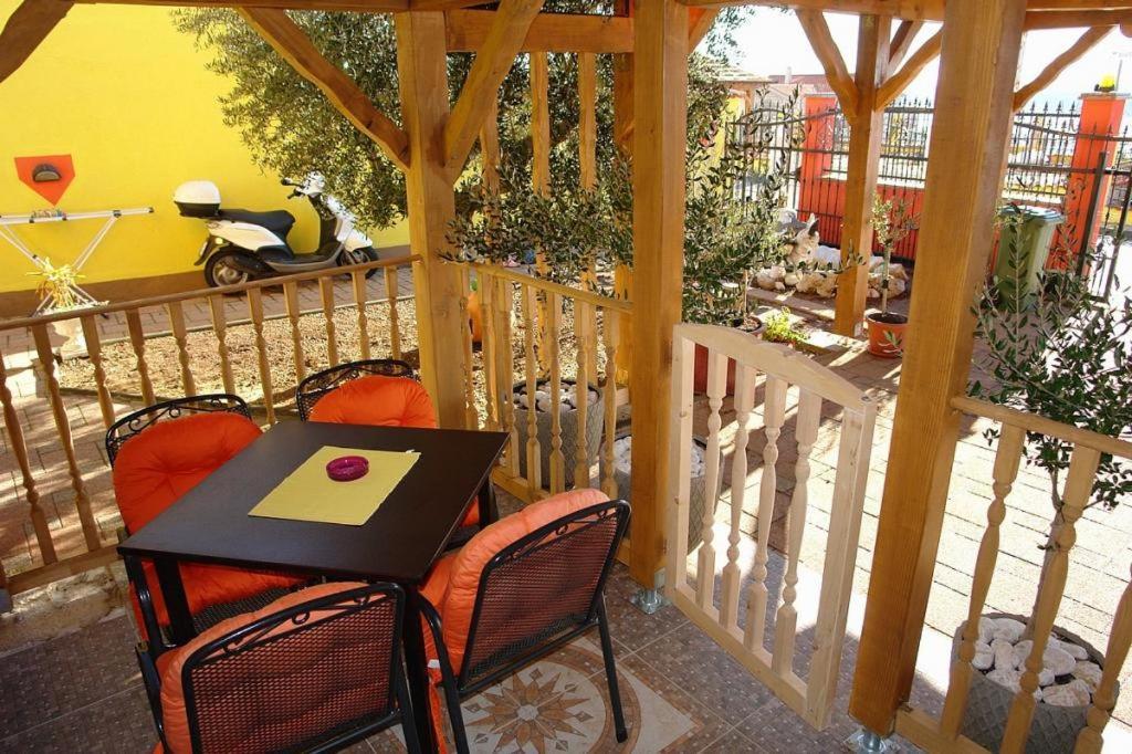 Apartments Ana Lorena Криквеница Екстериор снимка